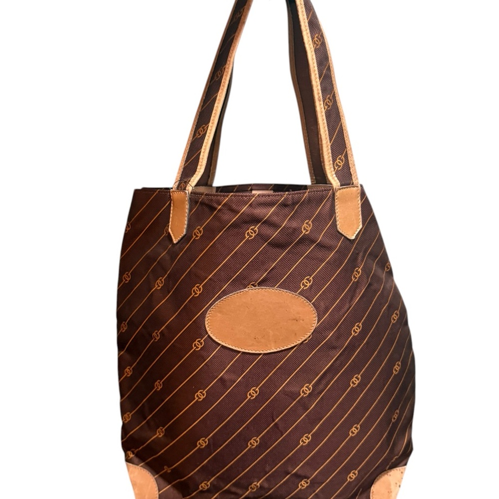 Vintage Gucci Crest Monogram Tote | Late 70s GG Canvas Shoulder Bag - Picture 3 of 12